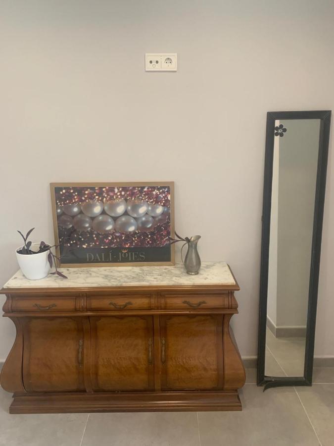 Campanar Room With Private Bathroom Valencia Buitenkant foto